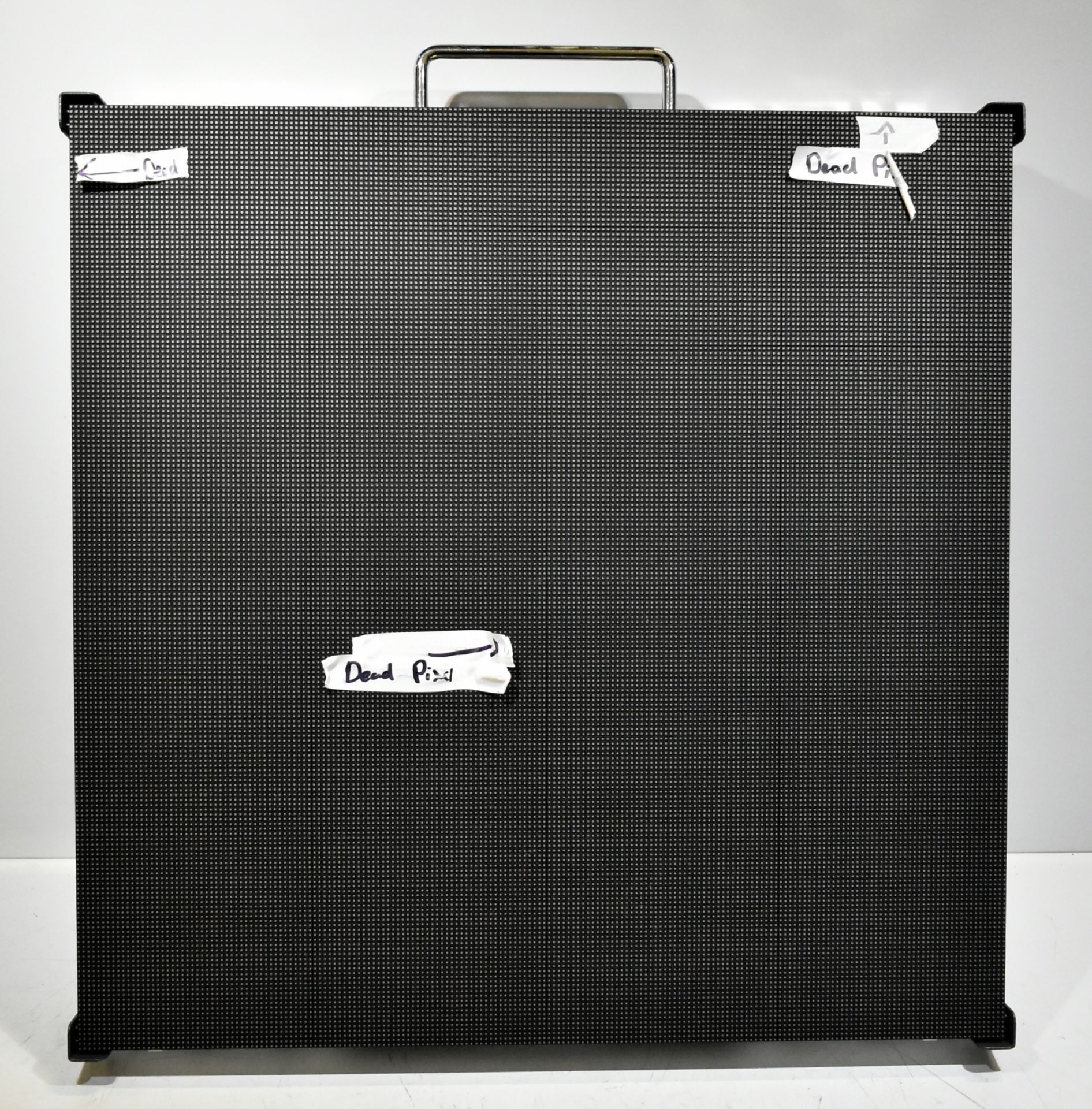ESD Pilot 2.6 LED display kit in 9 flight cases - 61x LED panels - panel size: W 500 x H 500mm - Image 50 of 71