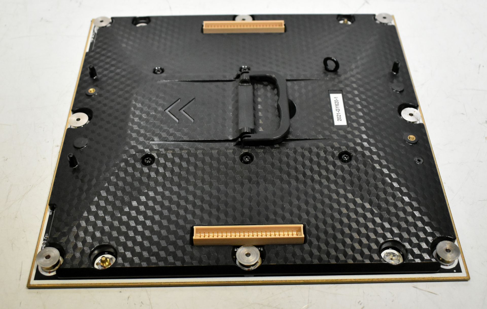 ESD Pilot 2.6 LED display kit in 9 flight cases - 61x LED panels - panel size: W 500 x H 500mm - Image 7 of 71