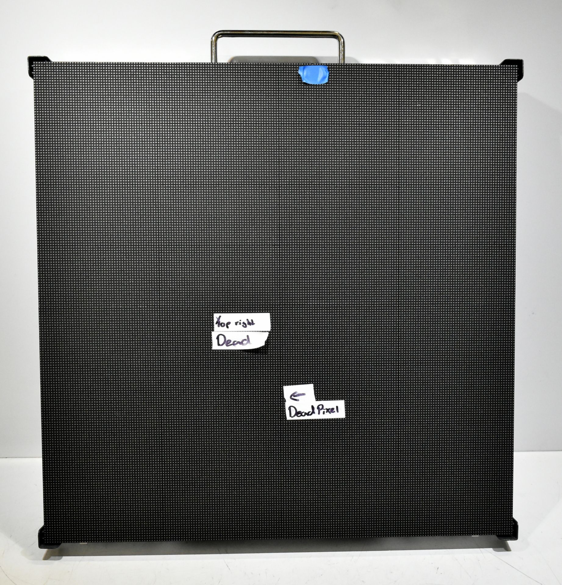 ESD Pilot 2.6 LED display kit in 9 flight cases - 61x LED panels - panel size: W 500 x H 500mm - Image 49 of 71