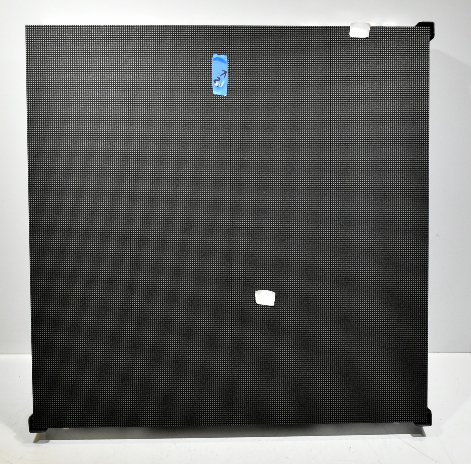 ESD Pilot 2.6 LED display kit in 9 flight cases - 61x LED panels - panel size: W 500 x H 500mm - Image 52 of 71