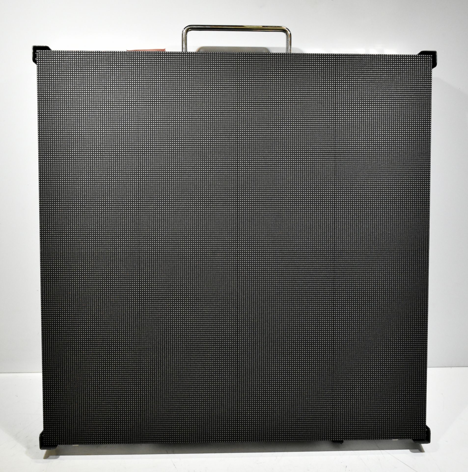 ESD Pilot 2.6 LED display kit in 9 flight cases - 61x LED panels - panel size: W 500 x H 500mm - Image 41 of 71