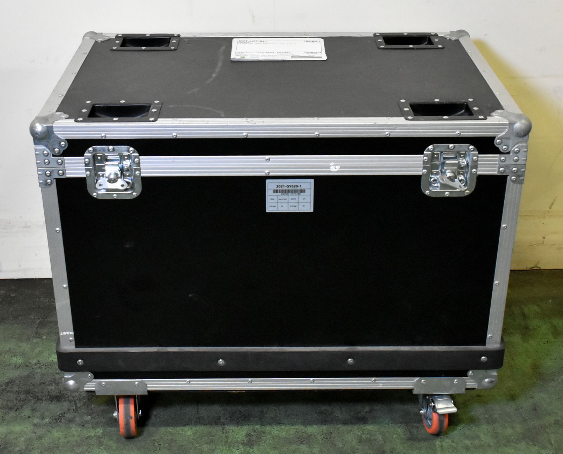 ESD Pilot 2.6 LED display kit in 9 flight cases - 61x LED panels - panel size: W 500 x H 500mm - Image 26 of 71
