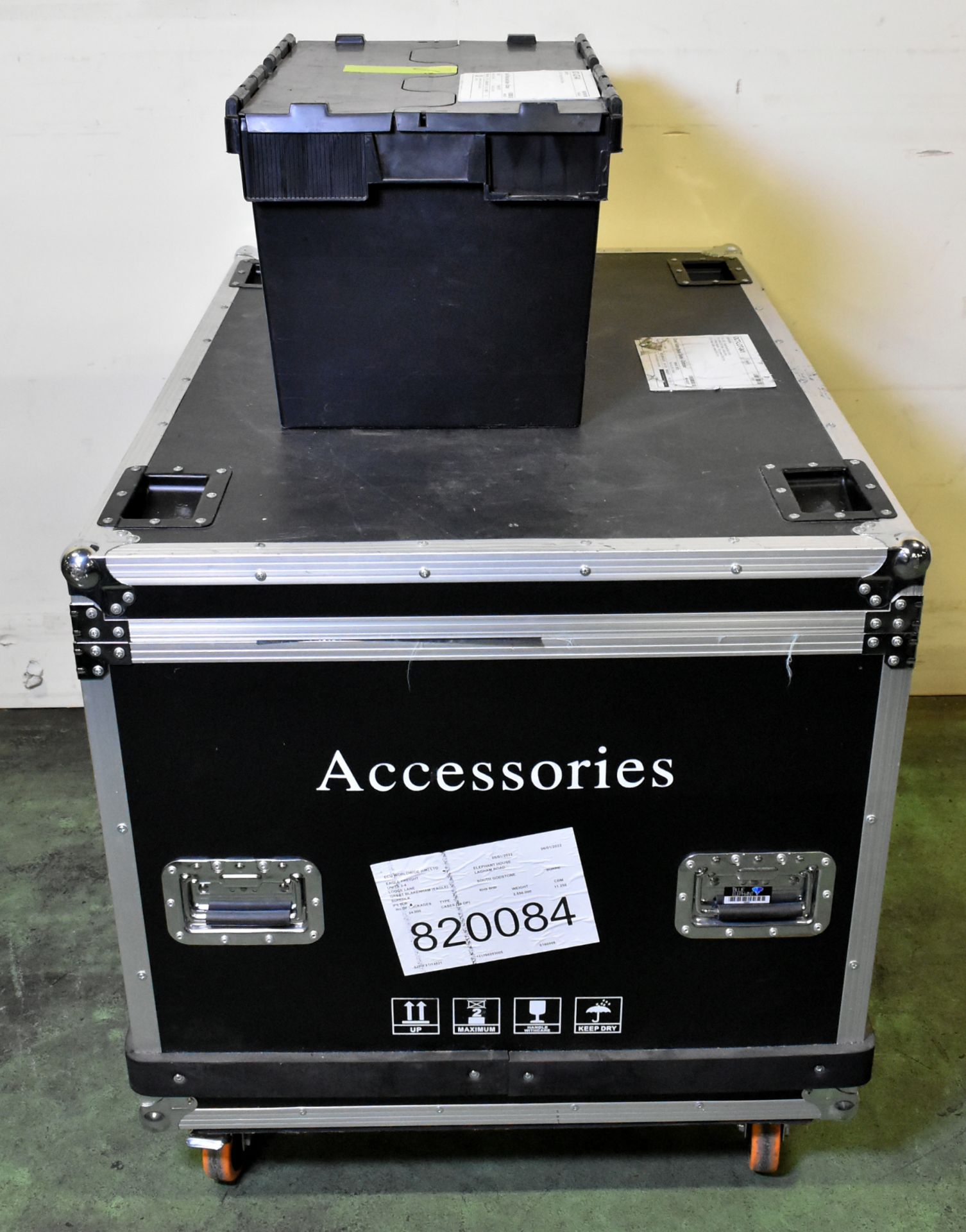 ESD Pilot 2.6 LED display kit in 9 flight cases - 61x LED panels - panel size: W 500 x H 500mm - Image 3 of 71