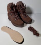 Haix high liability desert combat boots - Size 8W - male