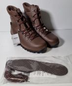 Altberg new defender mens brown leather high liability combat boots size 12M