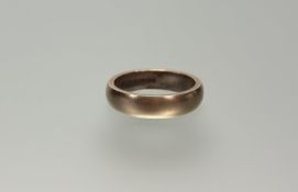 A 9ct gold wedding band O/P 5.83g