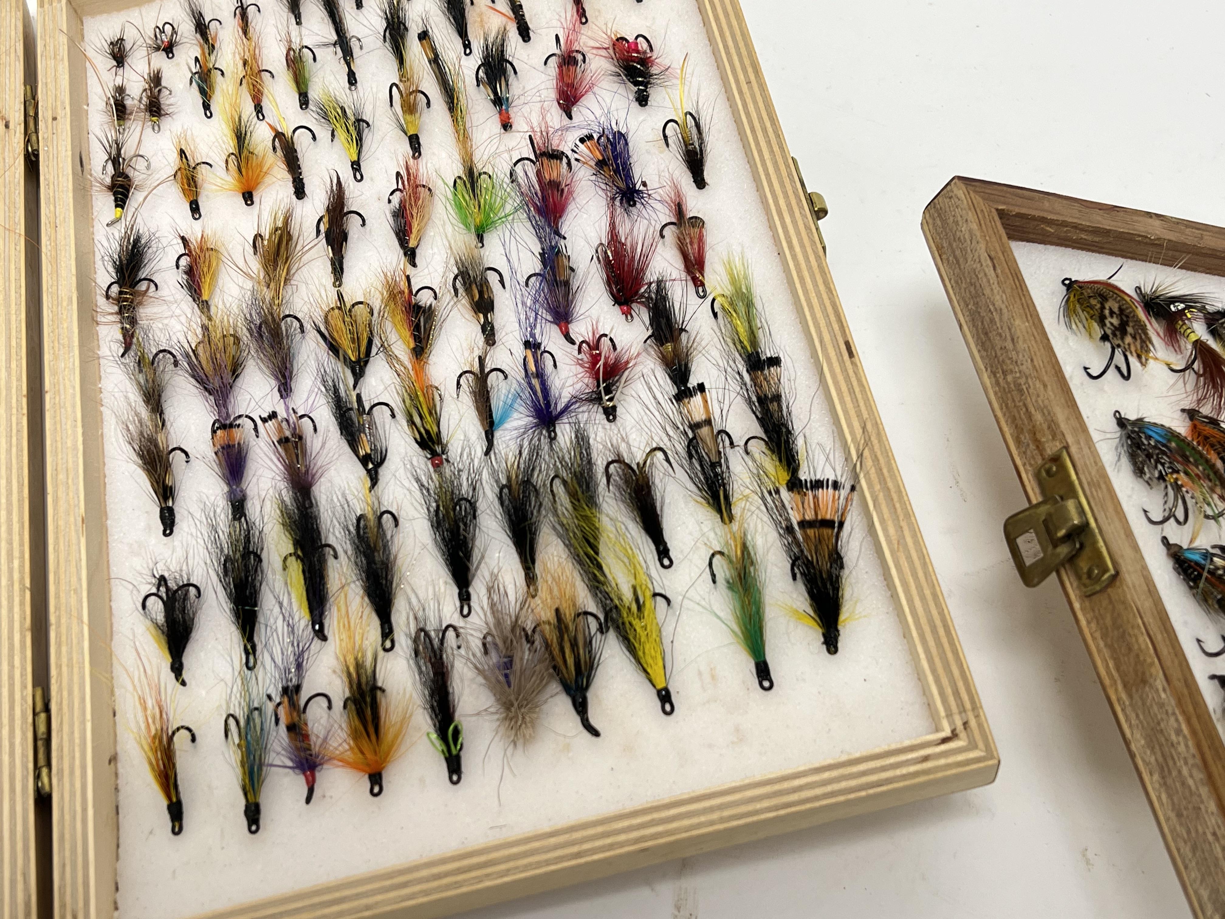 Fishing Interest - Two wooden fly boxes, one containing traditional salmon doubles, and one with a - Image 3 of 6