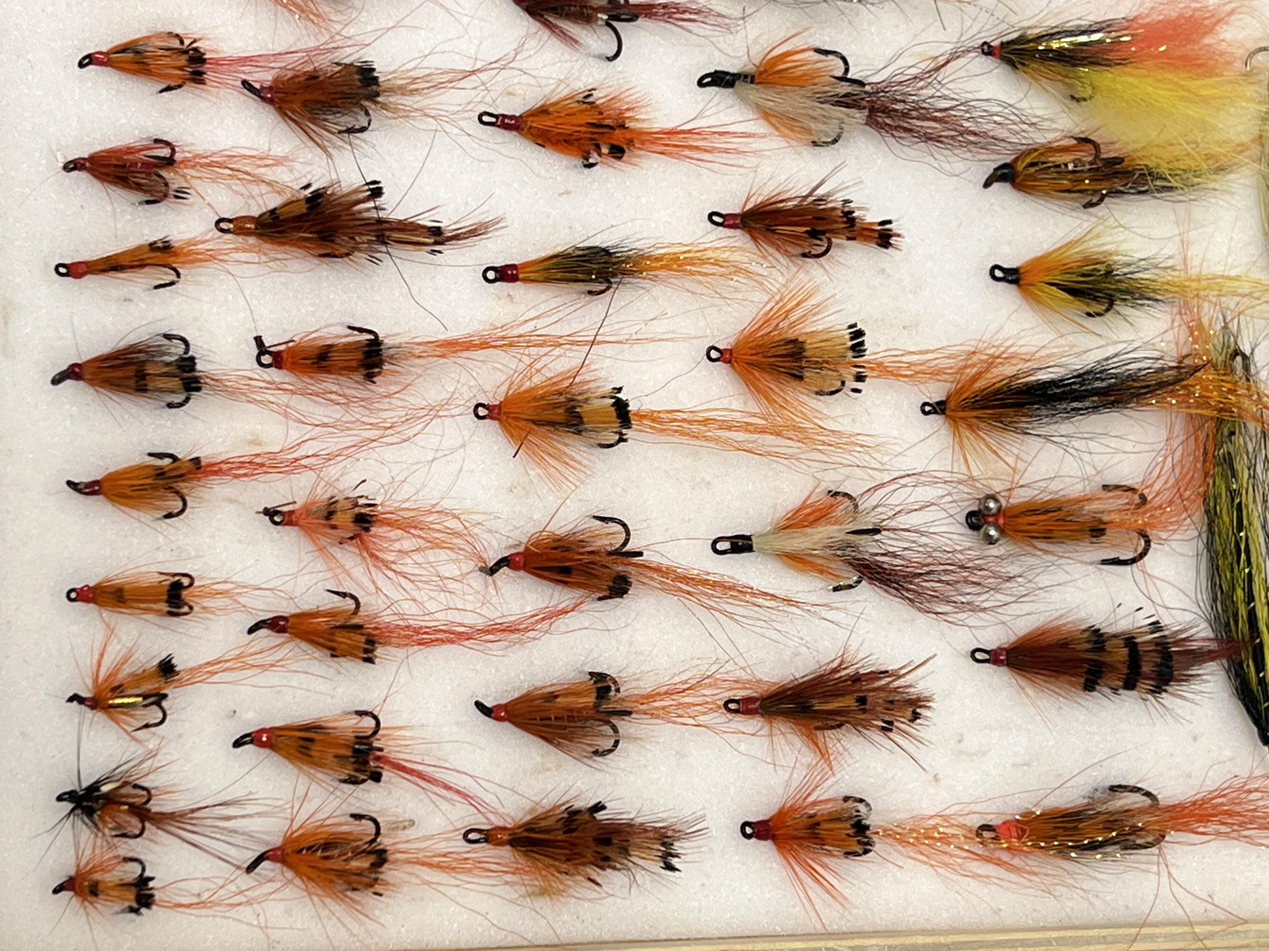 Fishing Interest - Two wooden fly boxes, one containing traditional salmon doubles, and one with a - Image 4 of 6