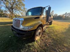 2013 International 4300 SBA 4x2 Flatbed Truck