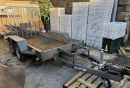 Used/Secondhand Indespension 2600kg 10x5 plant trailer with ramp tail new lights