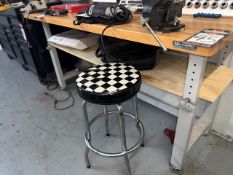 Ultra HD Oak Top Workbench & Stool