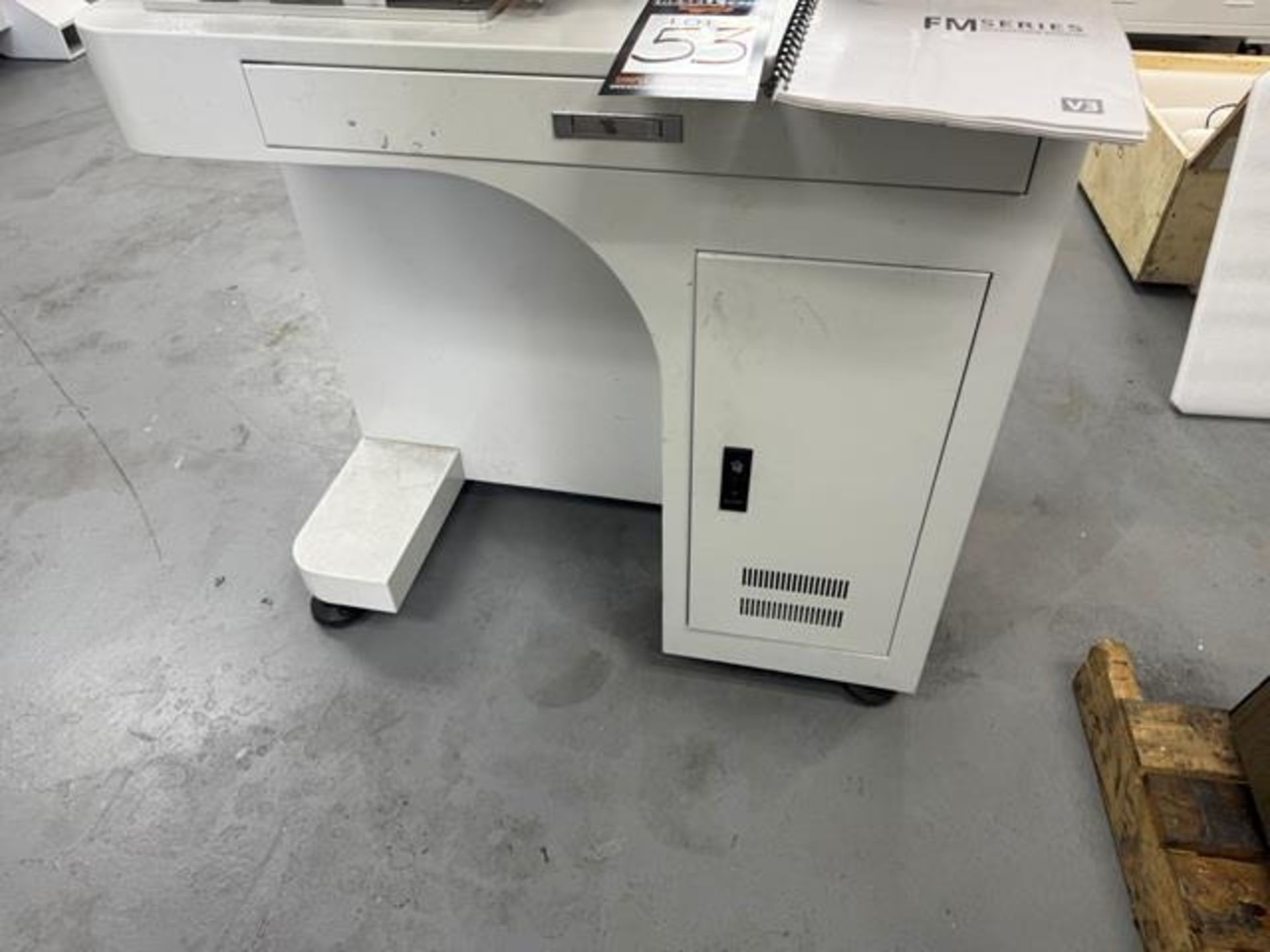 Boss Laser FM Series Laser Engraver - Image 13 of 19