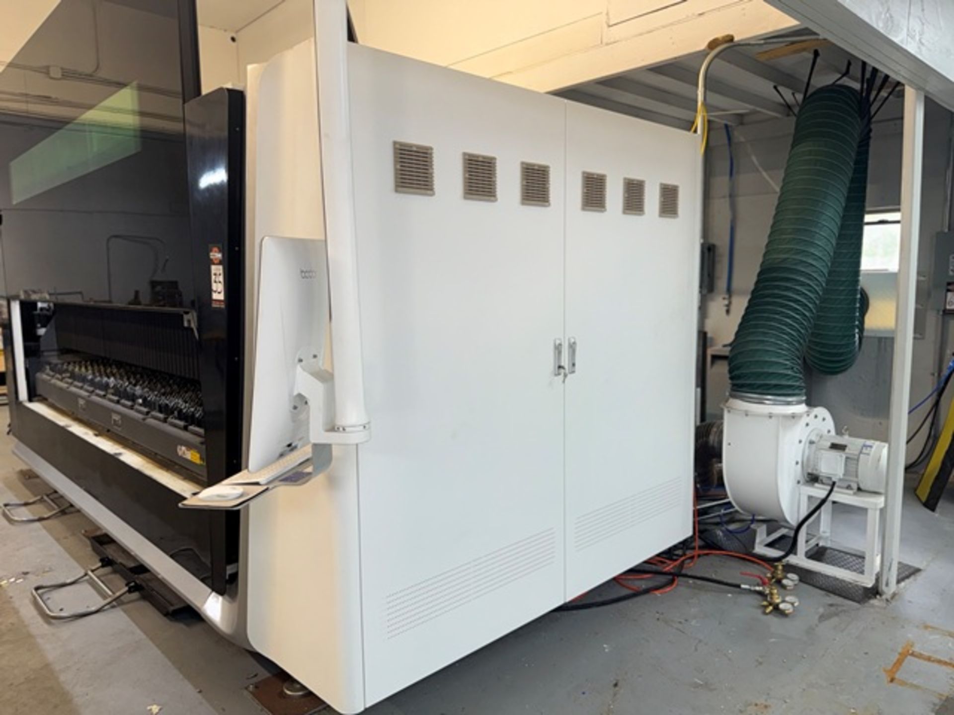 2023 6000 Watt Bodor Model 17-00-GB Fiber CNC Laser - Image 11 of 30