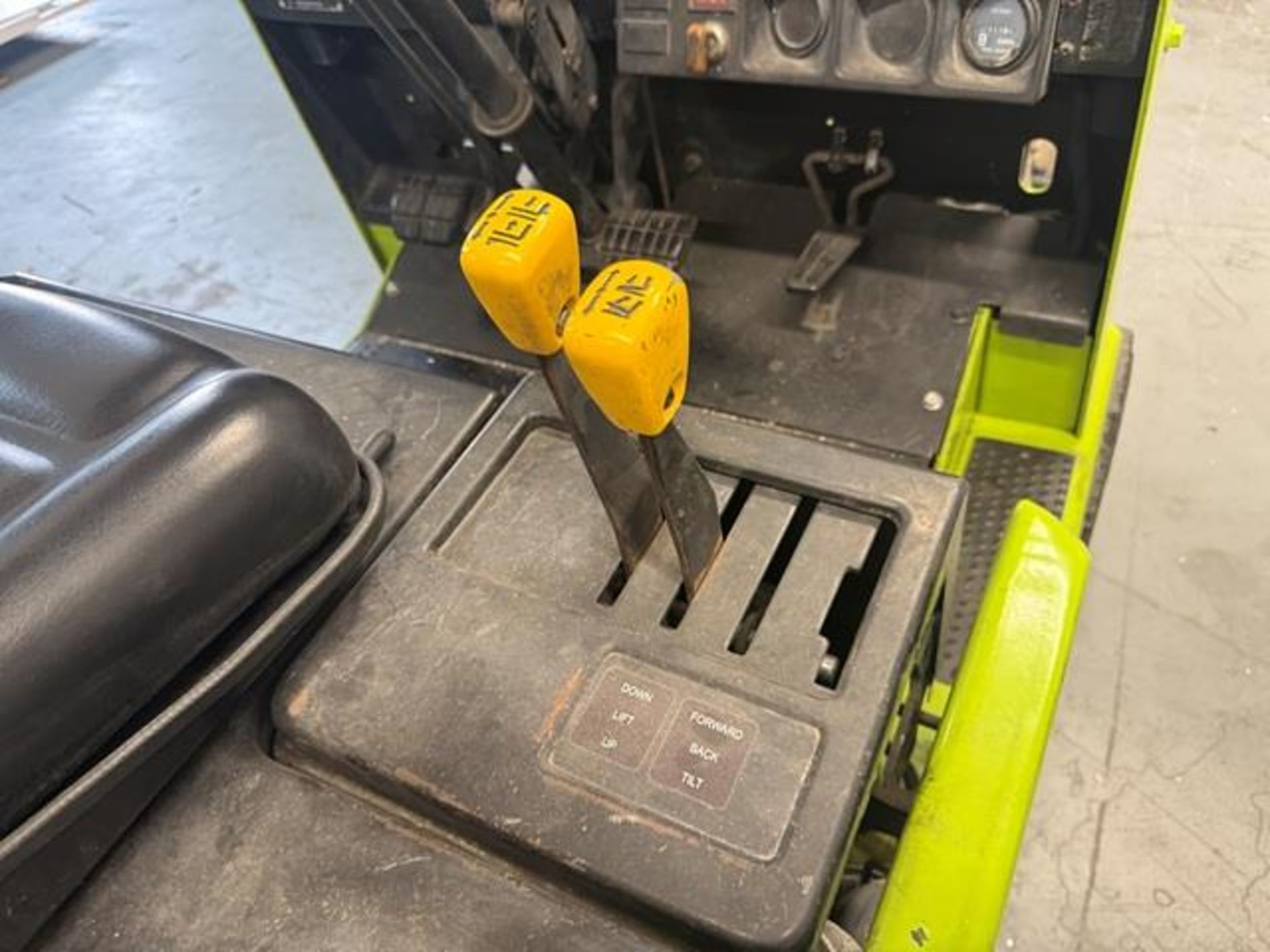 4,000lb Clark Model CCS20MB Propane Forklift - Image 9 of 12