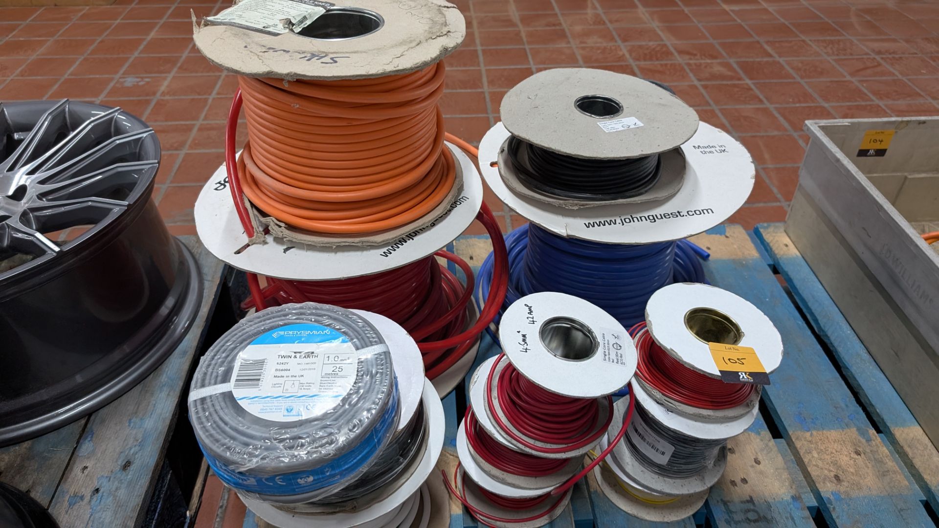 Approximately 13 Reels of assorted electrical and water pipe (11 cable & 2 pipes) - Image 7 of 10