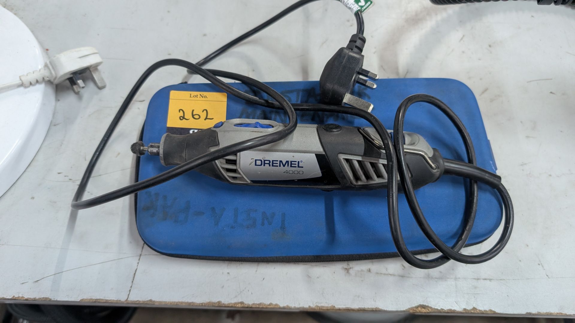 1 off Dremel 4000 Multi Tool in soft case - Image 5 of 13