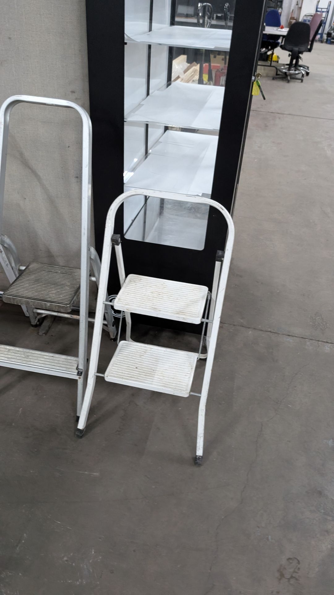 5 off assorted Stepladders - Image 8 of 10