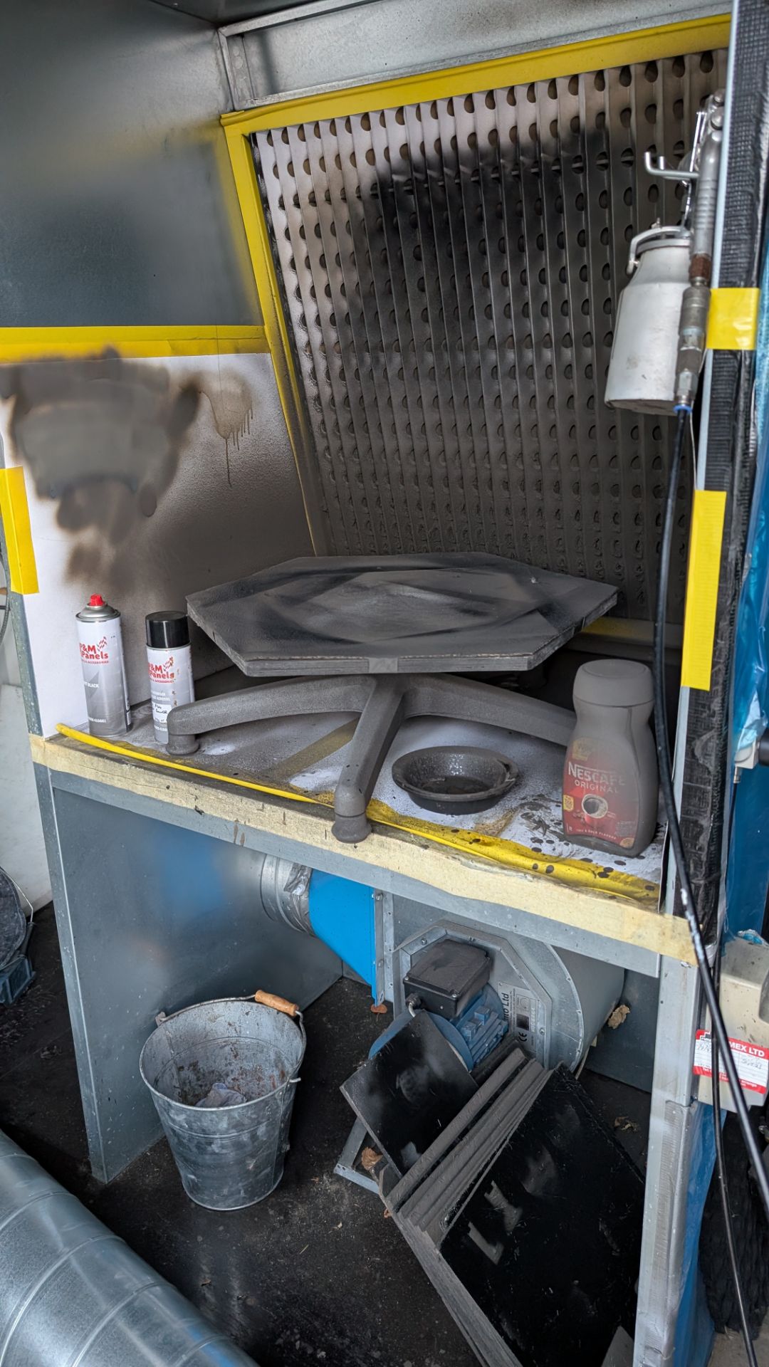 Shipping Container-Based Workshop with Industrial Parts Washer and Spray Booth. This lot comprises a - Image 16 of 31