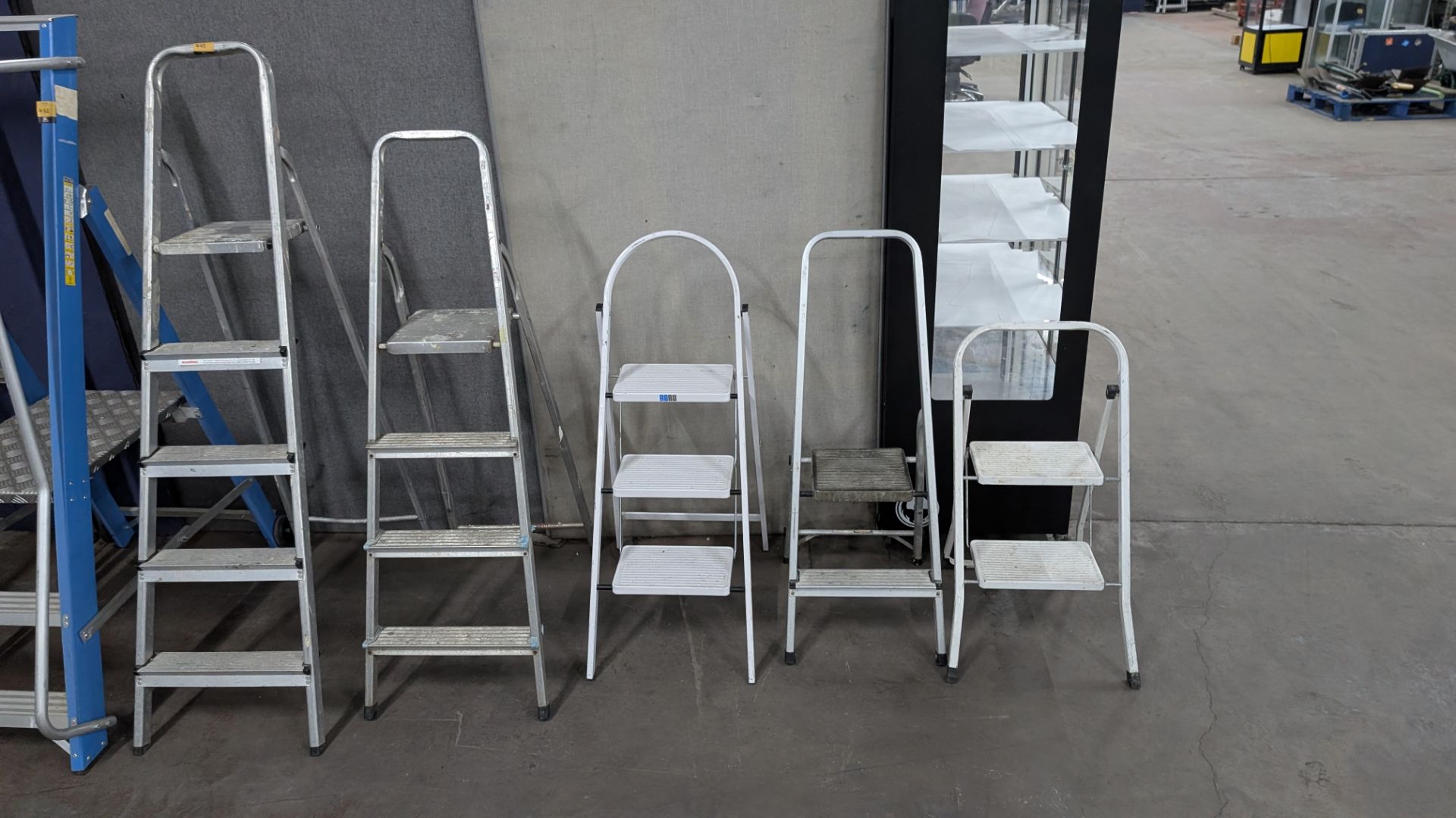 5 off assorted Stepladders - Image 2 of 10
