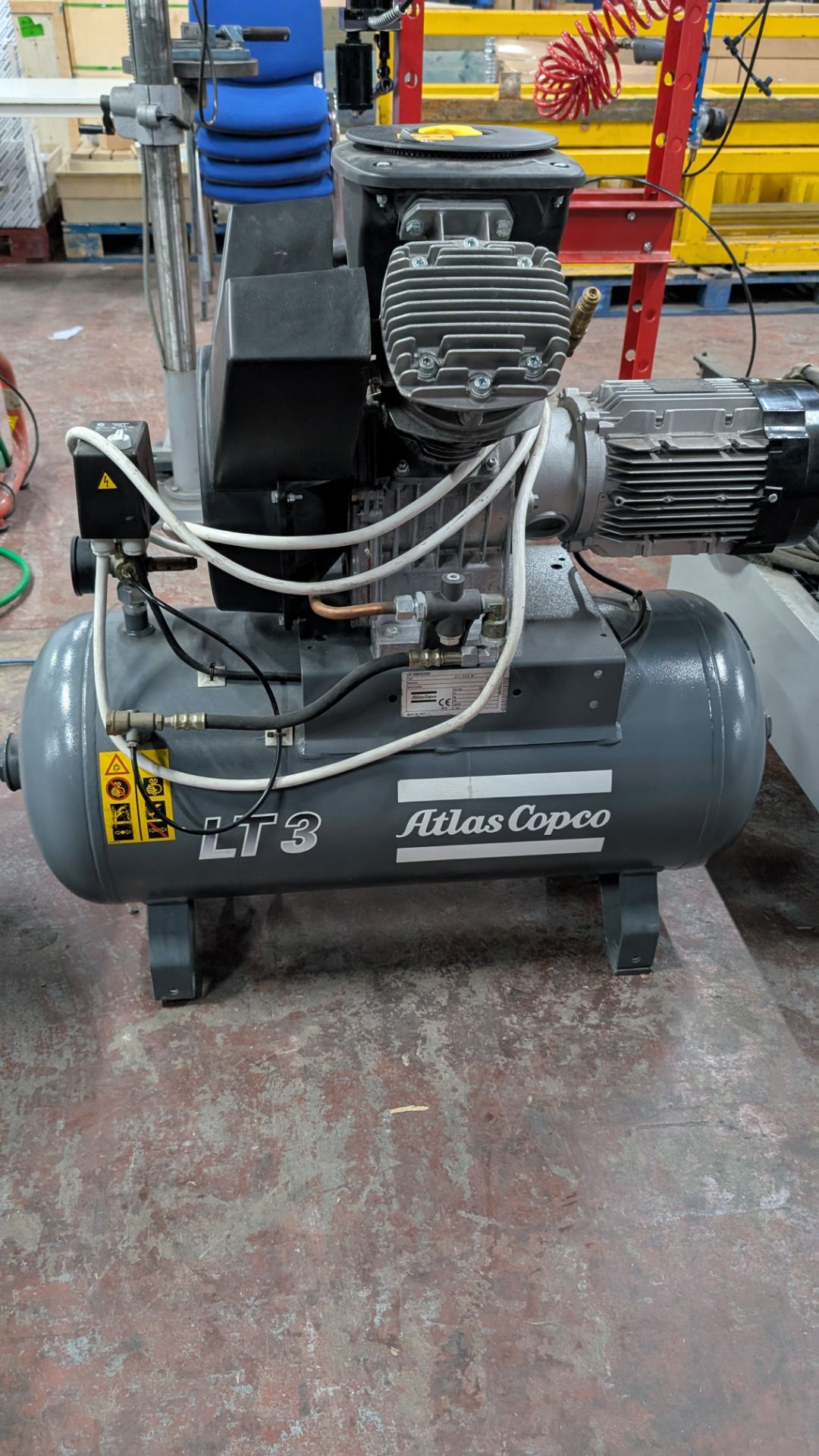 1 off Atlas Copco LT3 all-in-one Compressor System with built-in horizontal air receiver - Image 2 of 15