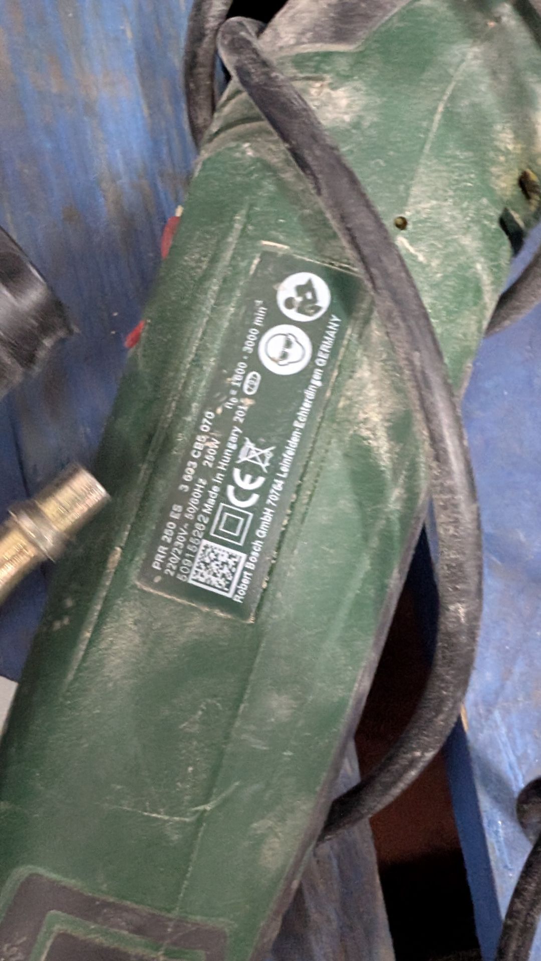 Mixed Sanding Lot, comprising Titan Electric Filing Belt Sander, Air-operated Circular Sander and Bo - Image 11 of 18