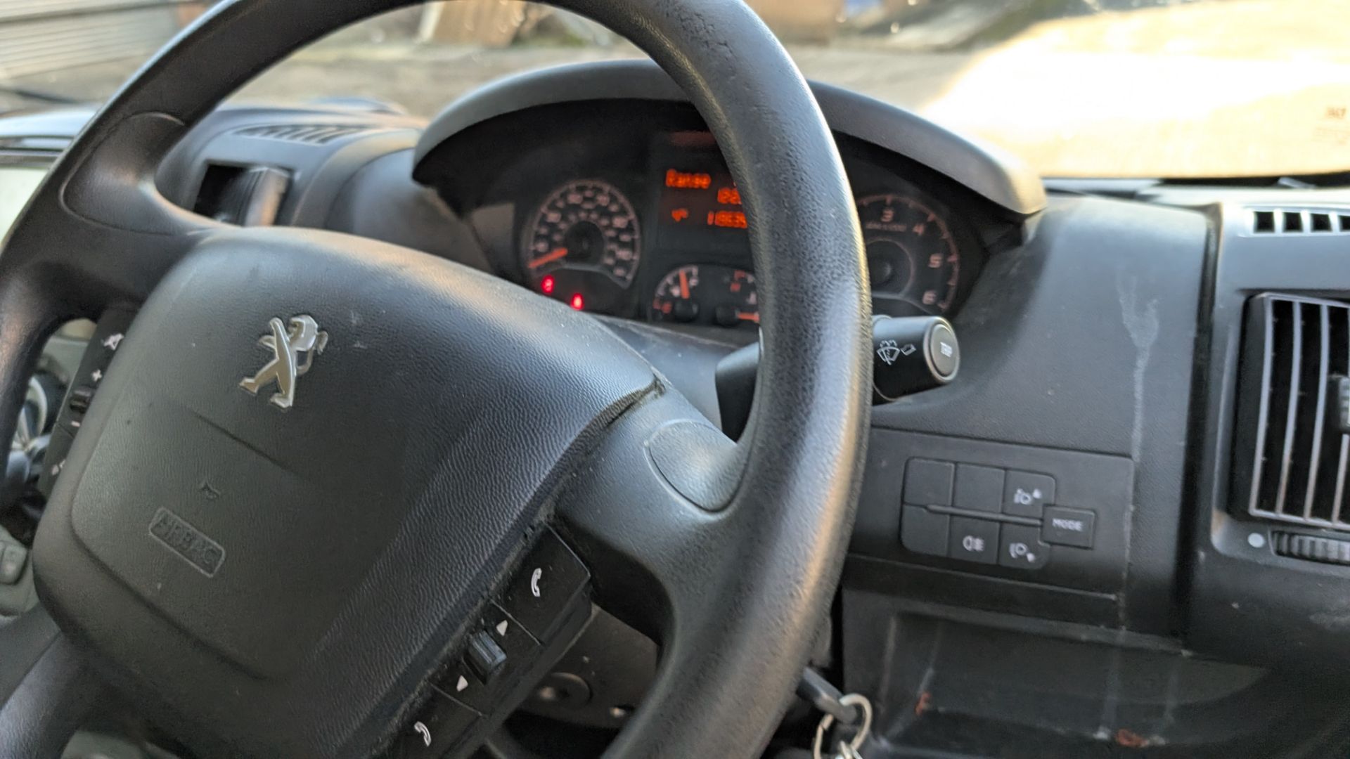 PJ66 ZVG, Peugeot Boxer 335 Pro L3H2 Blue HDI Panel Van, 6-Speed Manual Gearbox, 1997cc Diesel Engin - Image 29 of 41