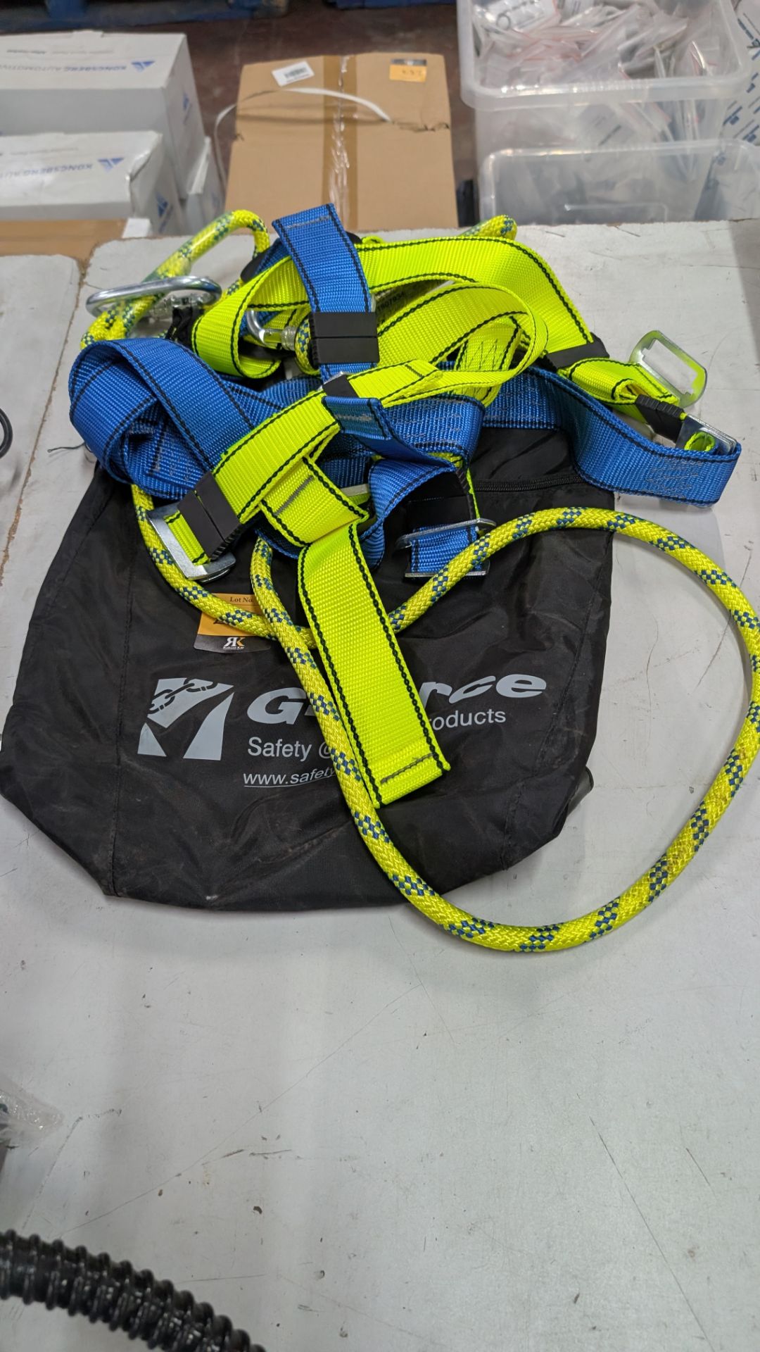 1 off G-Force Safety Harness - Image 2 of 10