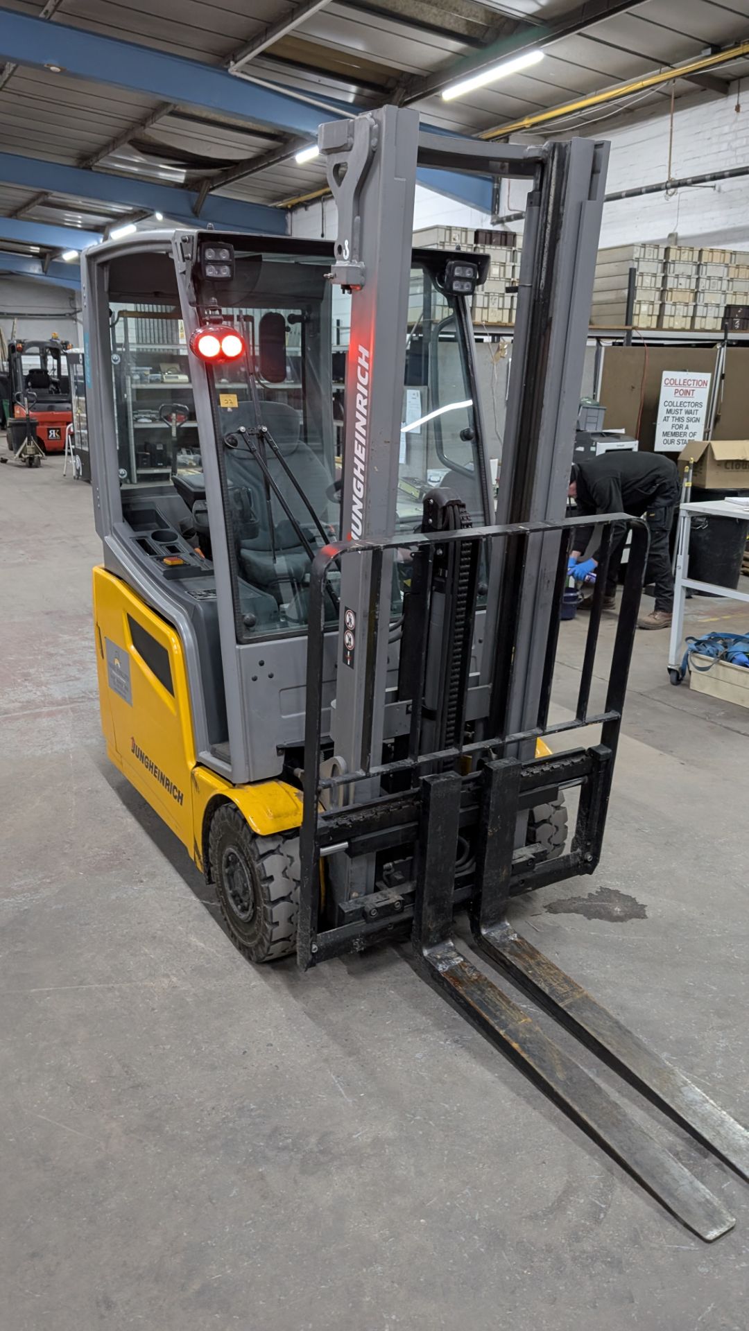 2018 Jungheinrich EFG 216 Electric 3-Wheel Counterbalance Forklift Truck, with side shift. Serial No - Image 10 of 20