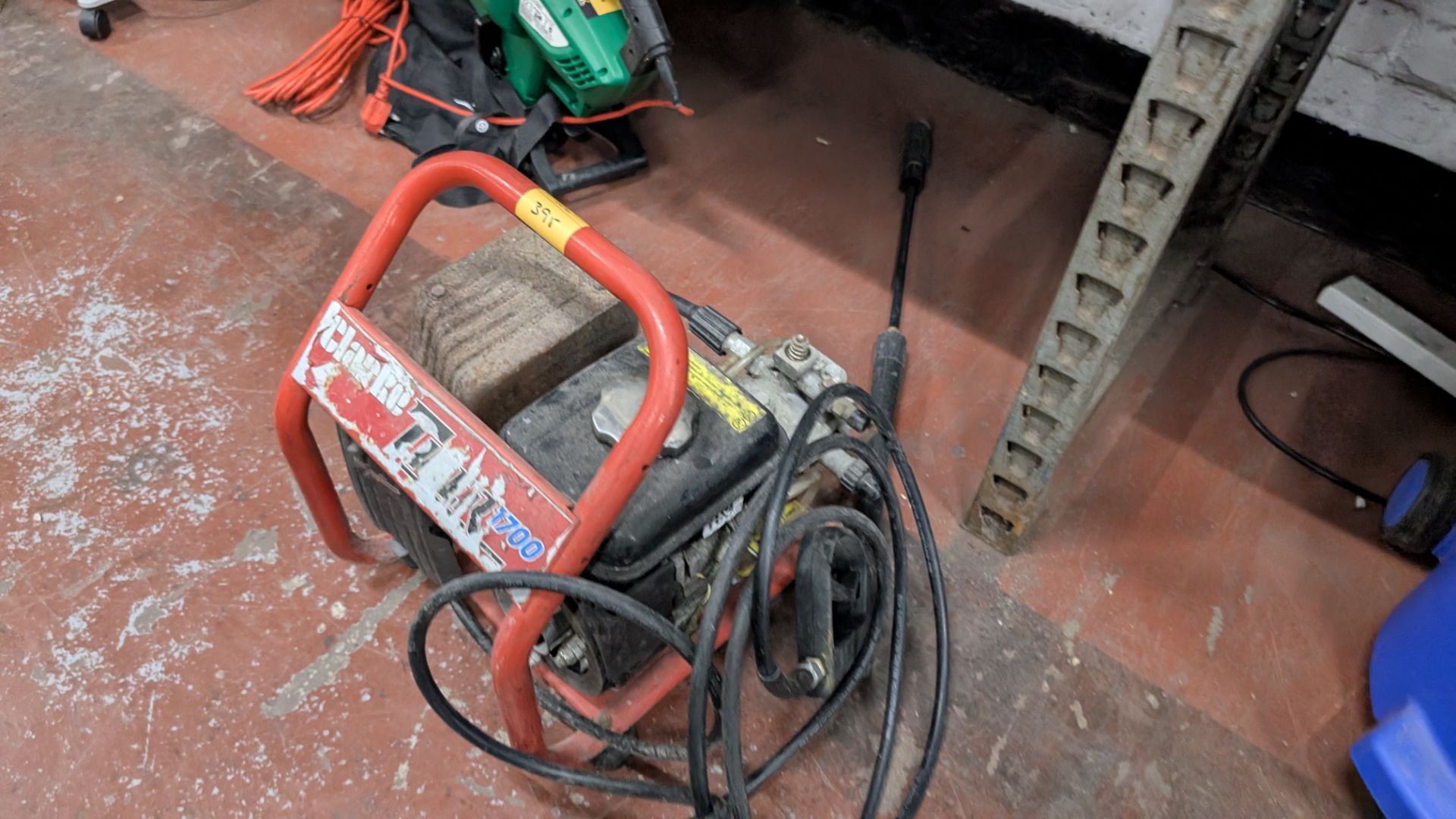 1 off Clarke T700 Portable Pressure Washer - Image 2 of 8