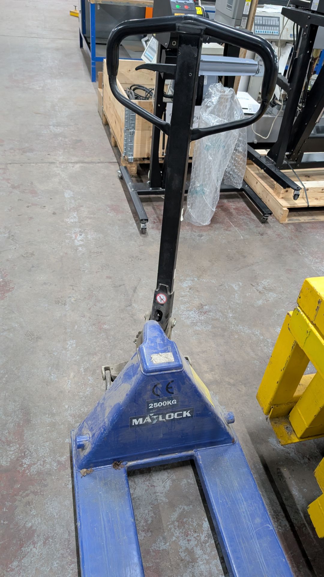 1 off Matlock Euro Pallet Truck. 2.5-Ton capacity - Image 7 of 8