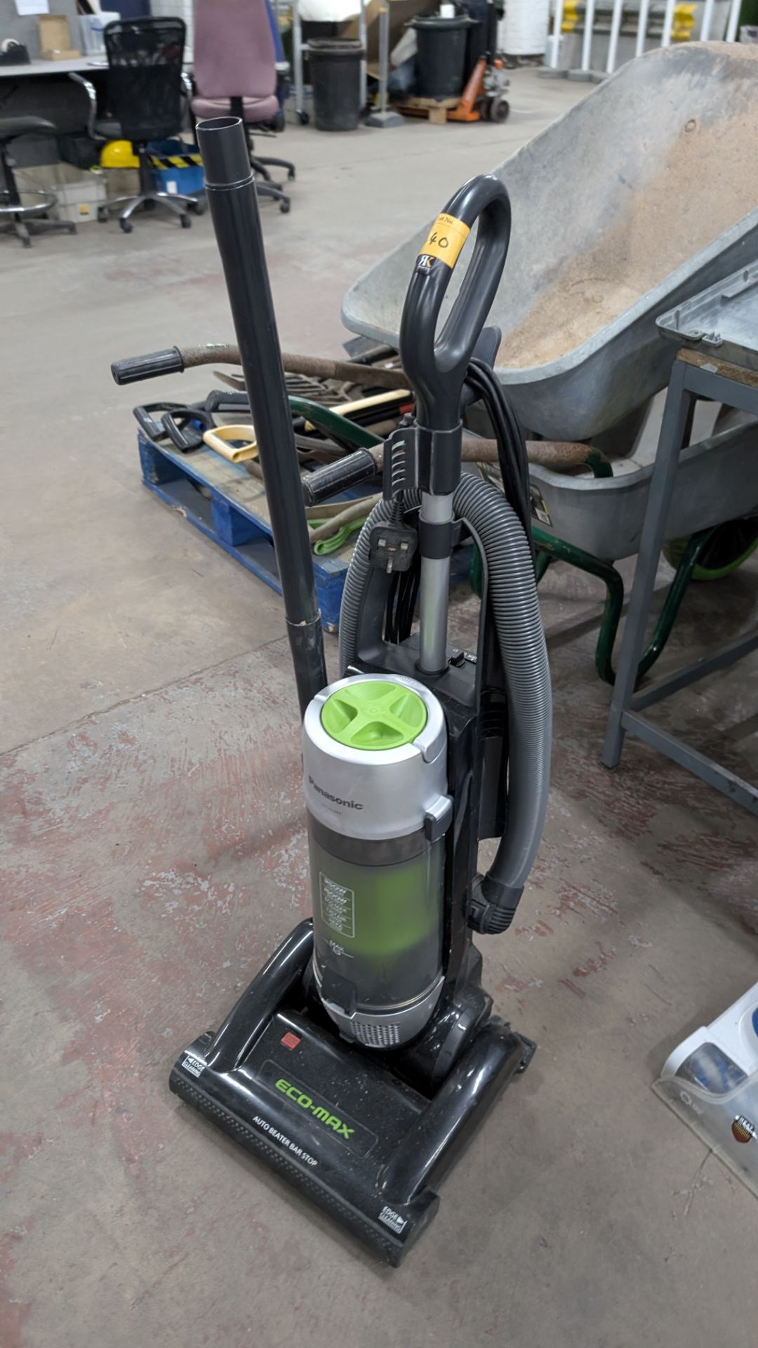 1 off Panasonic Eco Max Model: MC-UL594 Vacuum Cleaner - Image 5 of 6