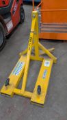 2015 Contact PB-1 Rim Grip Drum Grab Forklift Truck Lifting Attachment with 750 KG carry capacity