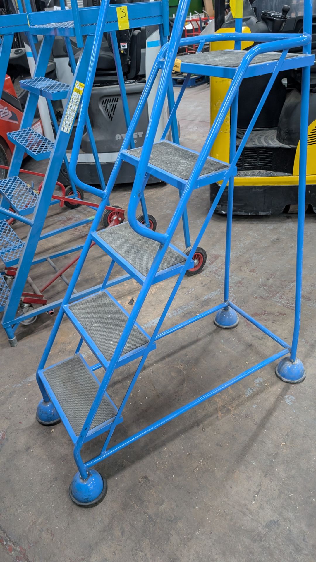 1 off Blue Metal Library Steps with handrail which brake automatically as the user ascends the steps - Image 5 of 13