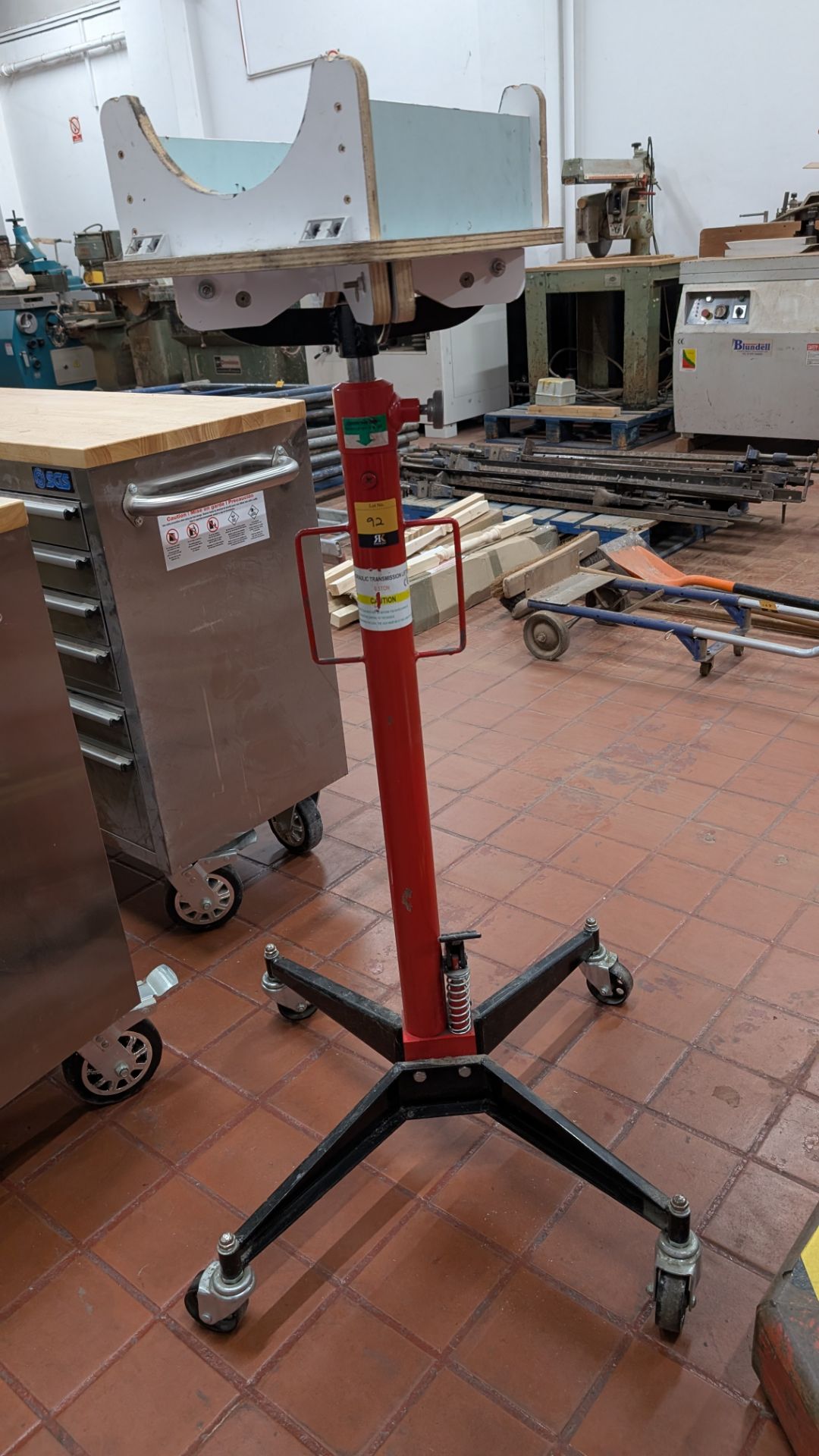 Hydraulic Transmission Lifter, 0.5-Ton Capacity - Image 6 of 10