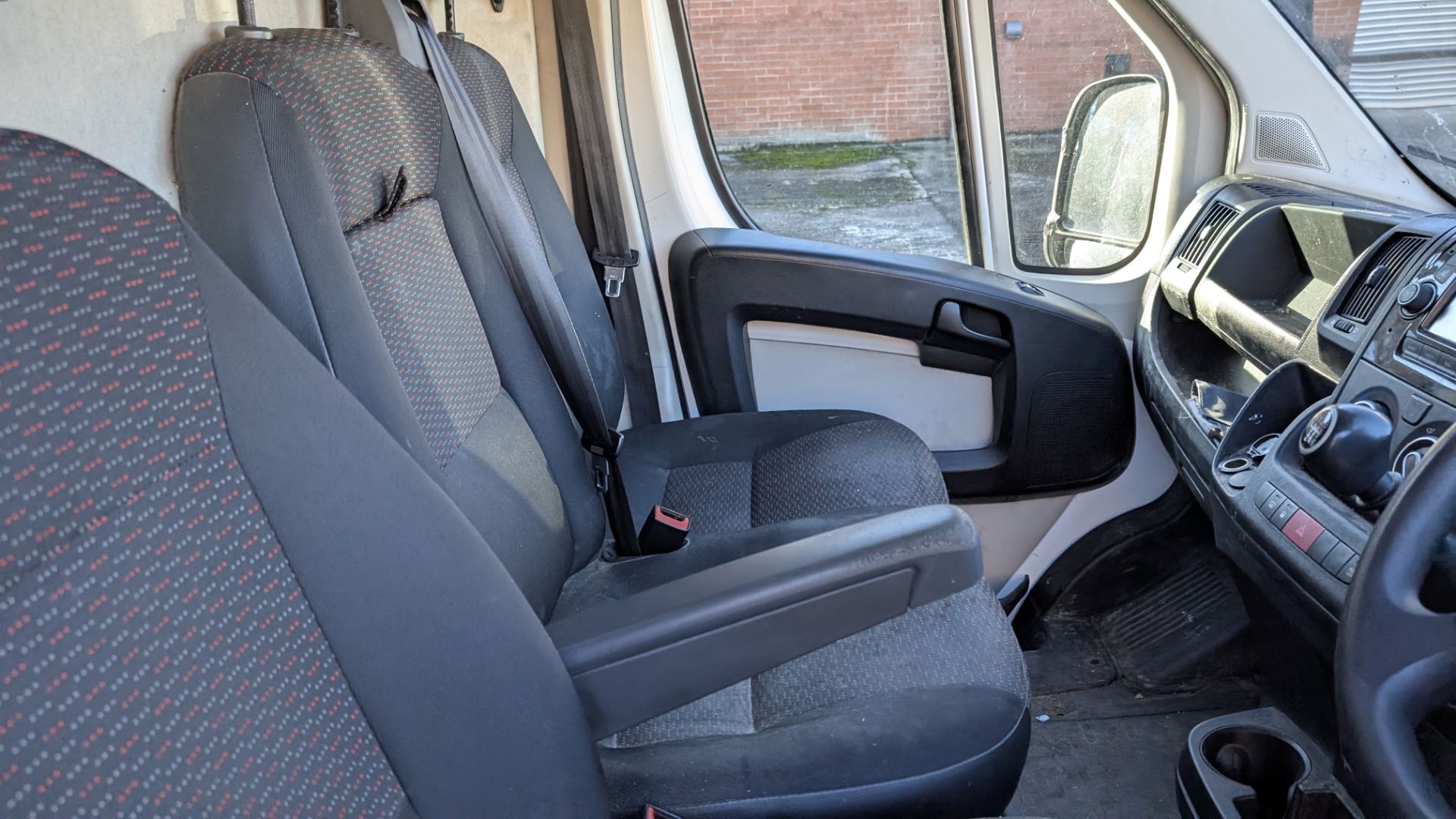 PJ66 ZVG, Peugeot Boxer 335 Pro L3H2 Blue HDI Panel Van, 6-Speed Manual Gearbox, 1997cc Diesel Engin - Image 34 of 41