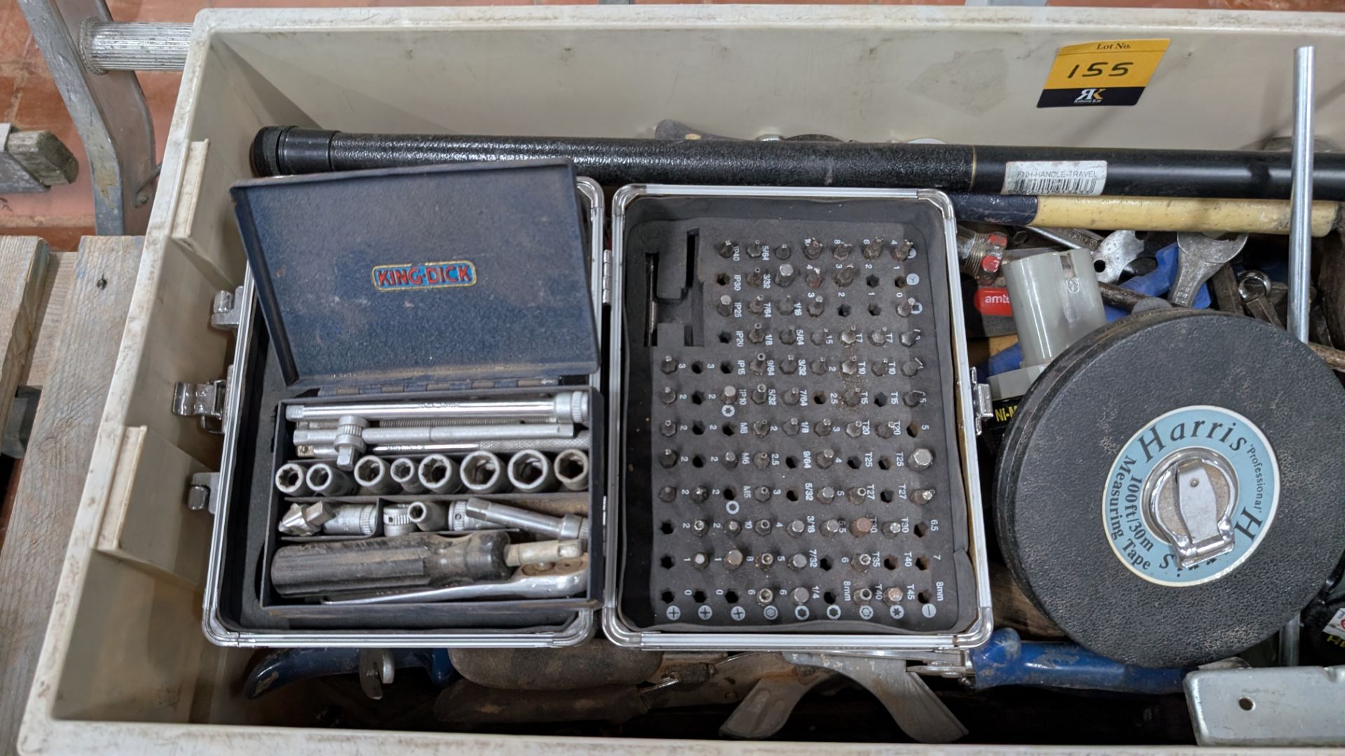 Contents of a Crate of assorted Hand Tools - Image 4 of 14