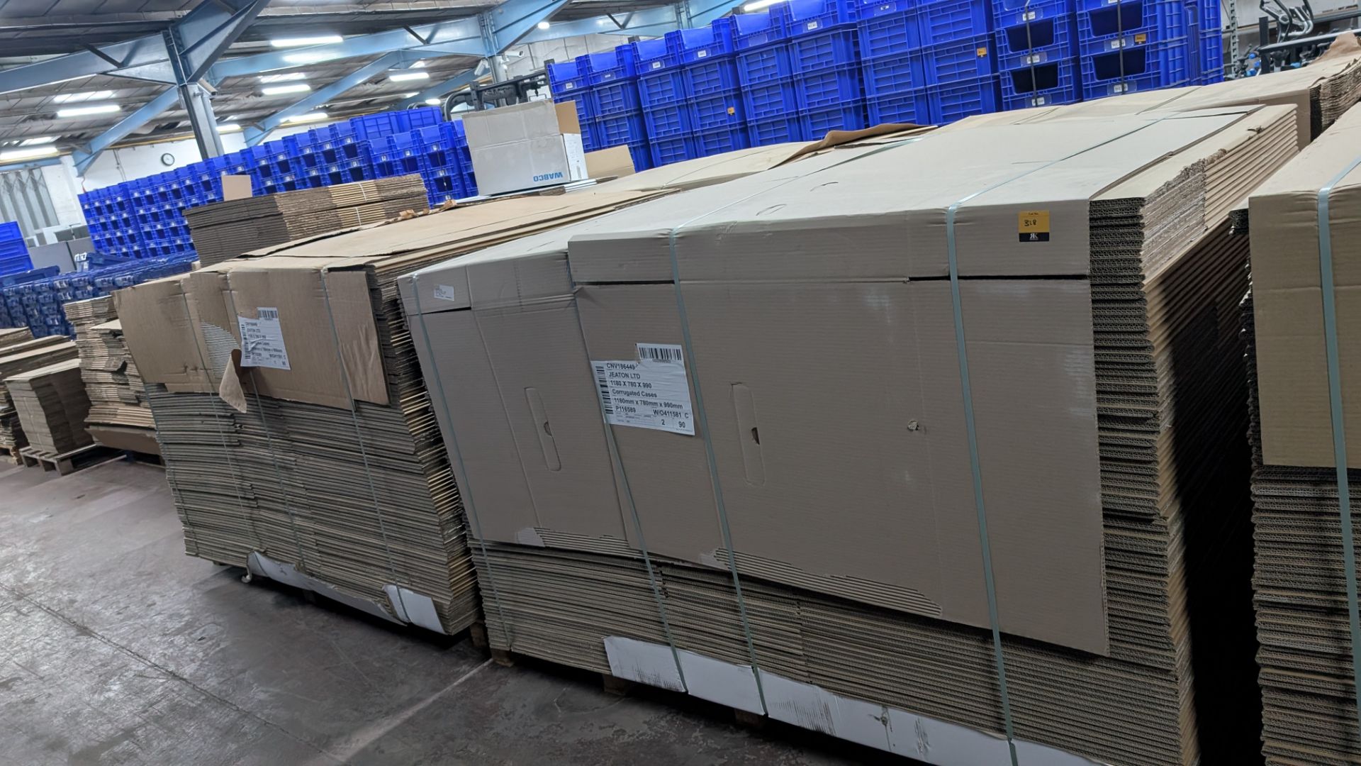 180 off Large Pallet-Sized Cardboard Boxes each measuring 1180 x 780mm x 990mm. This lot comprises t - Image 3 of 13