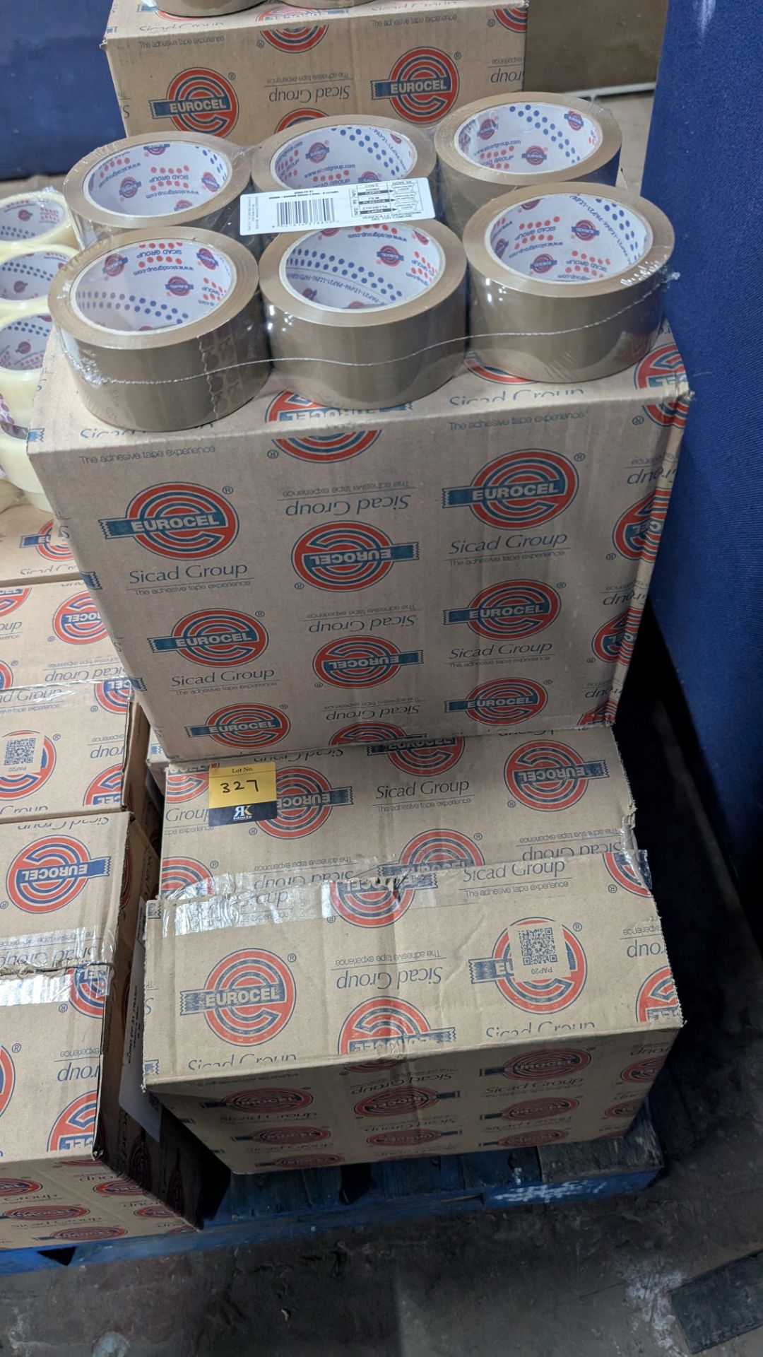 114 Rolls of Brown Tape - This lot comprises 3 x full boxes, plus one additional pack of 6 rolls