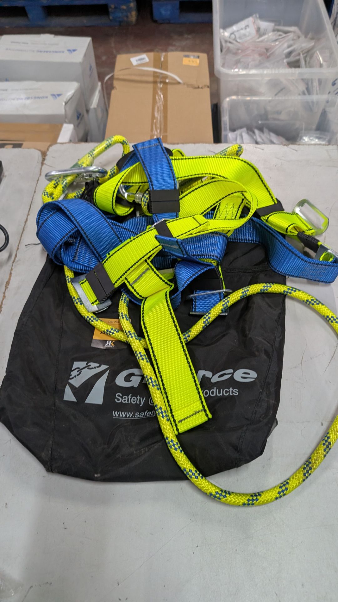 1 off G-Force Safety Harness - Image 7 of 10
