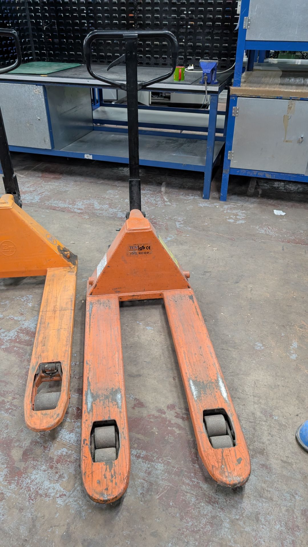 1 off Euro Pallet Truck - Image 5 of 14