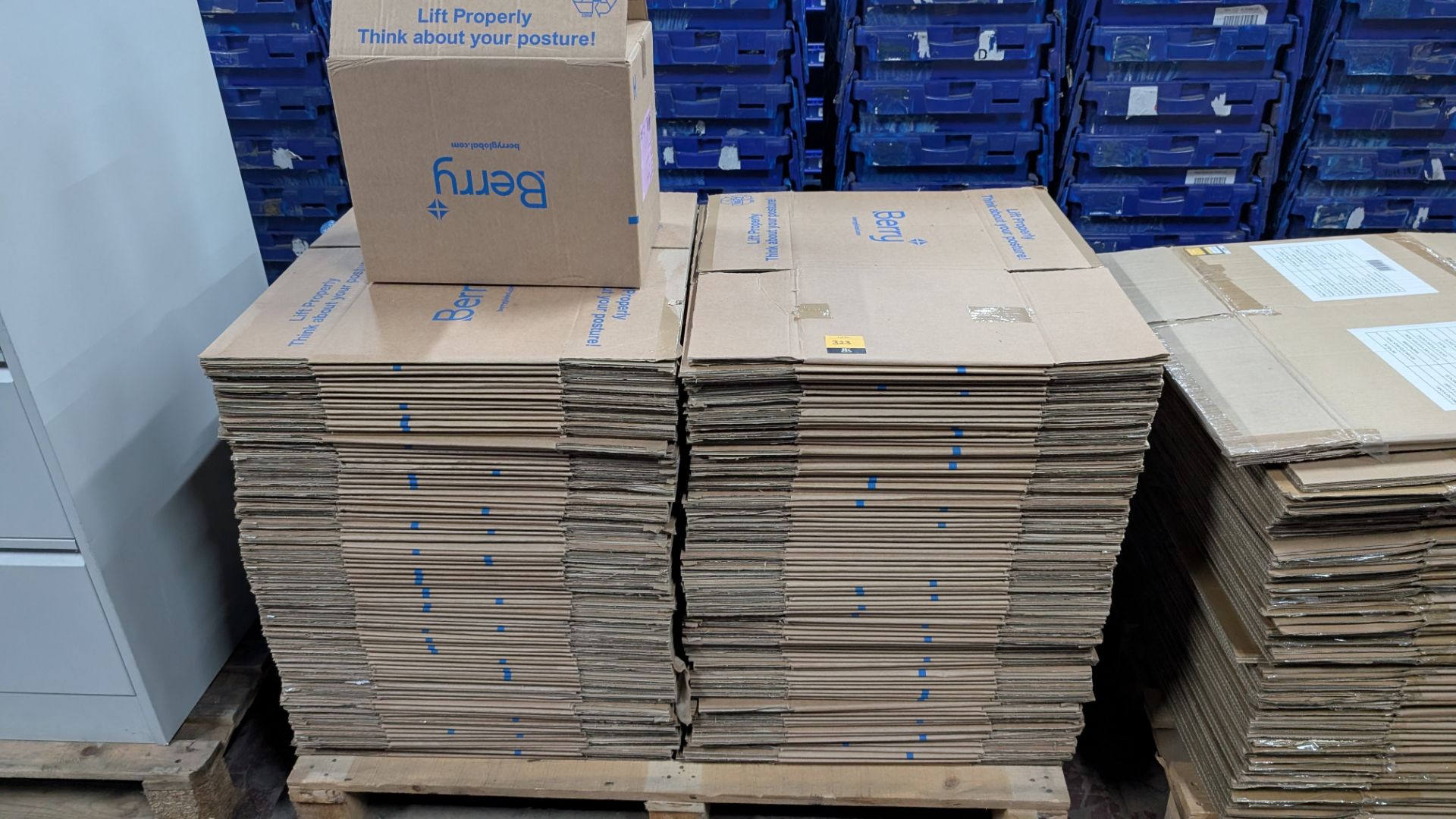 Contents of a Pallet of Cardboard Boxes each measuring 400mm x 290mm x 300mm