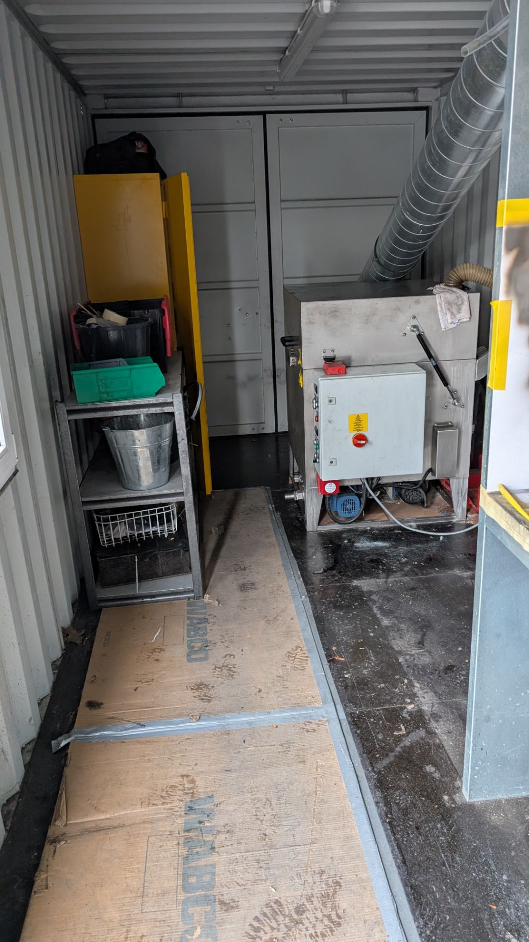 Shipping Container-Based Workshop with Industrial Parts Washer and Spray Booth. This lot comprises a - Image 21 of 31