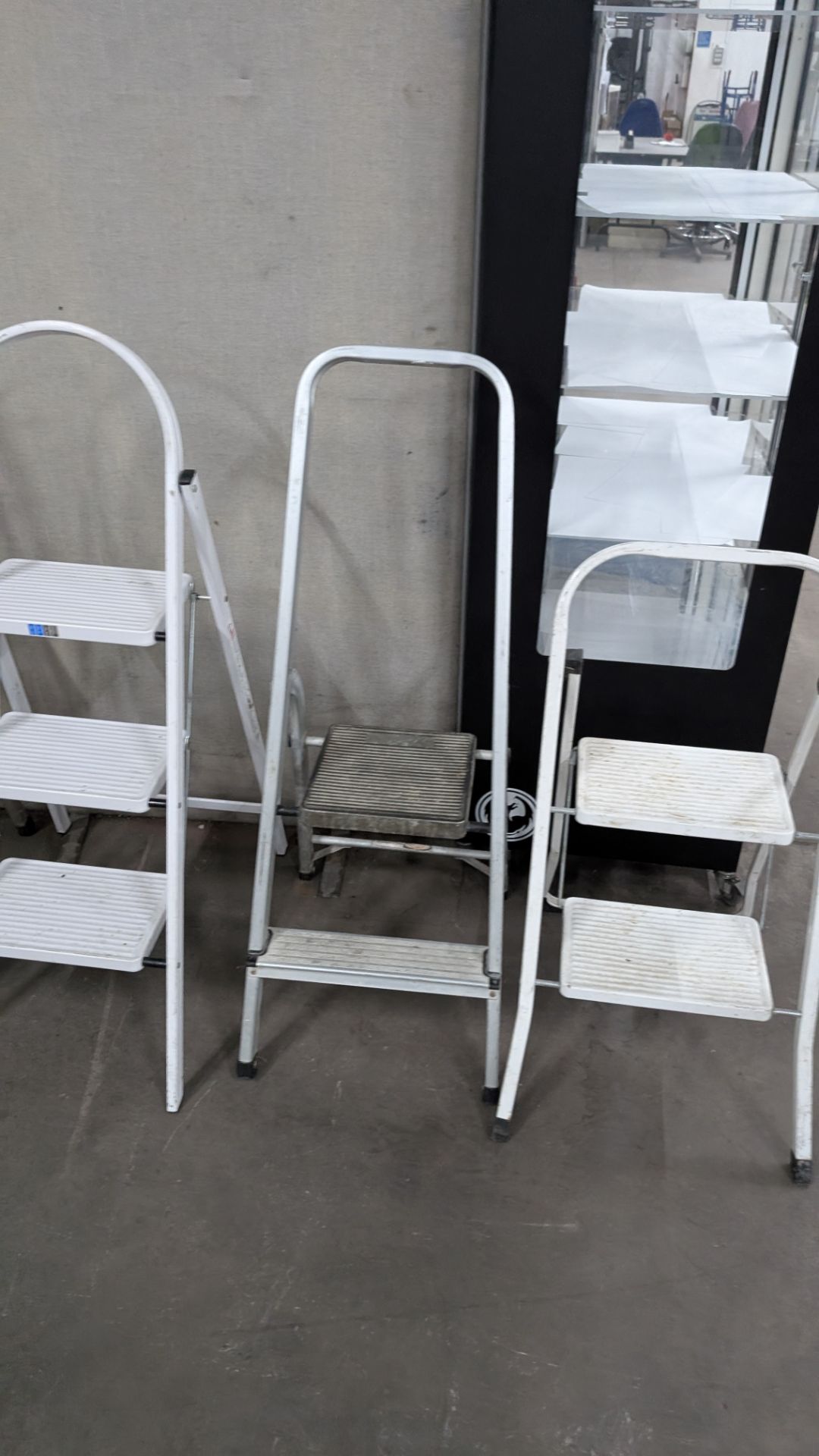 5 off assorted Stepladders - Image 7 of 10