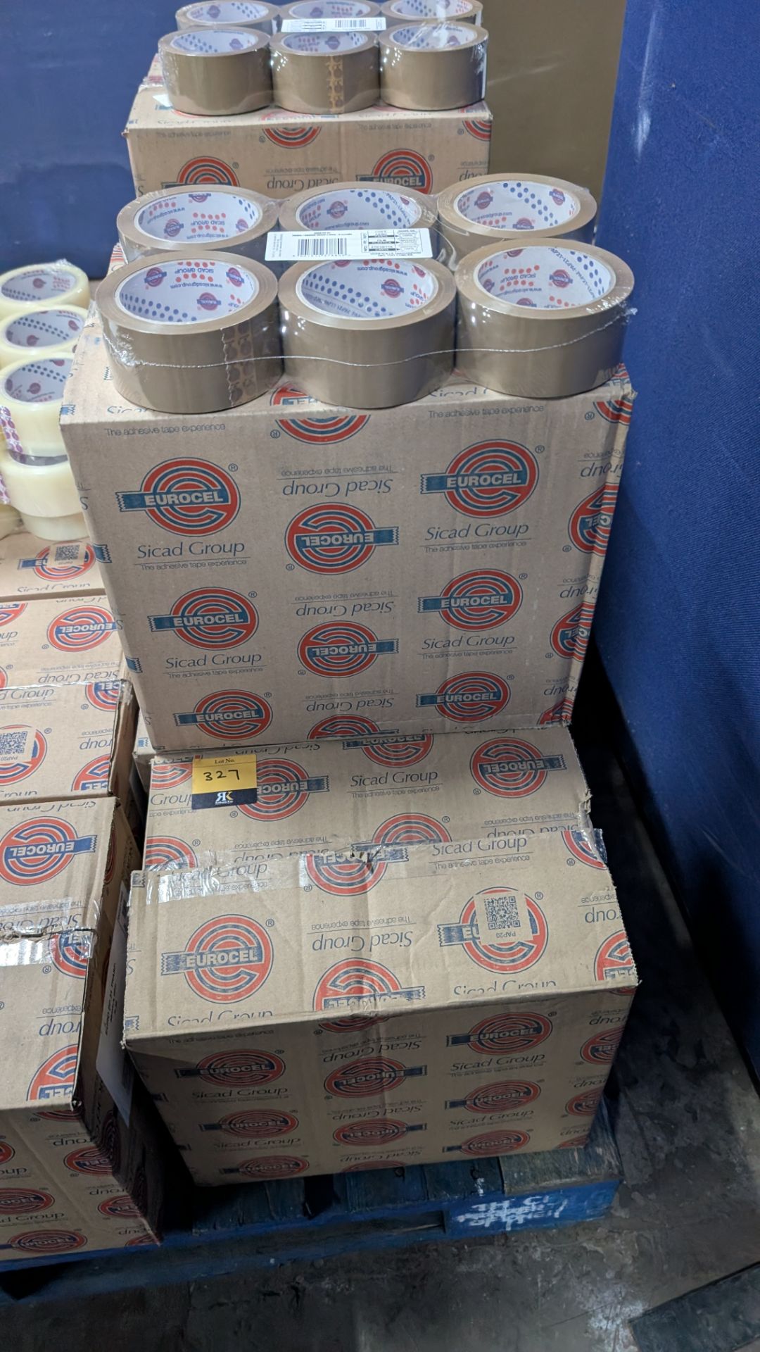 114 Rolls of Brown Tape - This lot comprises 3 x full boxes, plus one additional pack of 6 rolls - Image 7 of 9