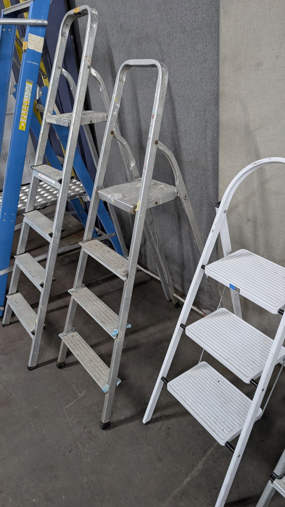5 off assorted Stepladders - Image 9 of 10