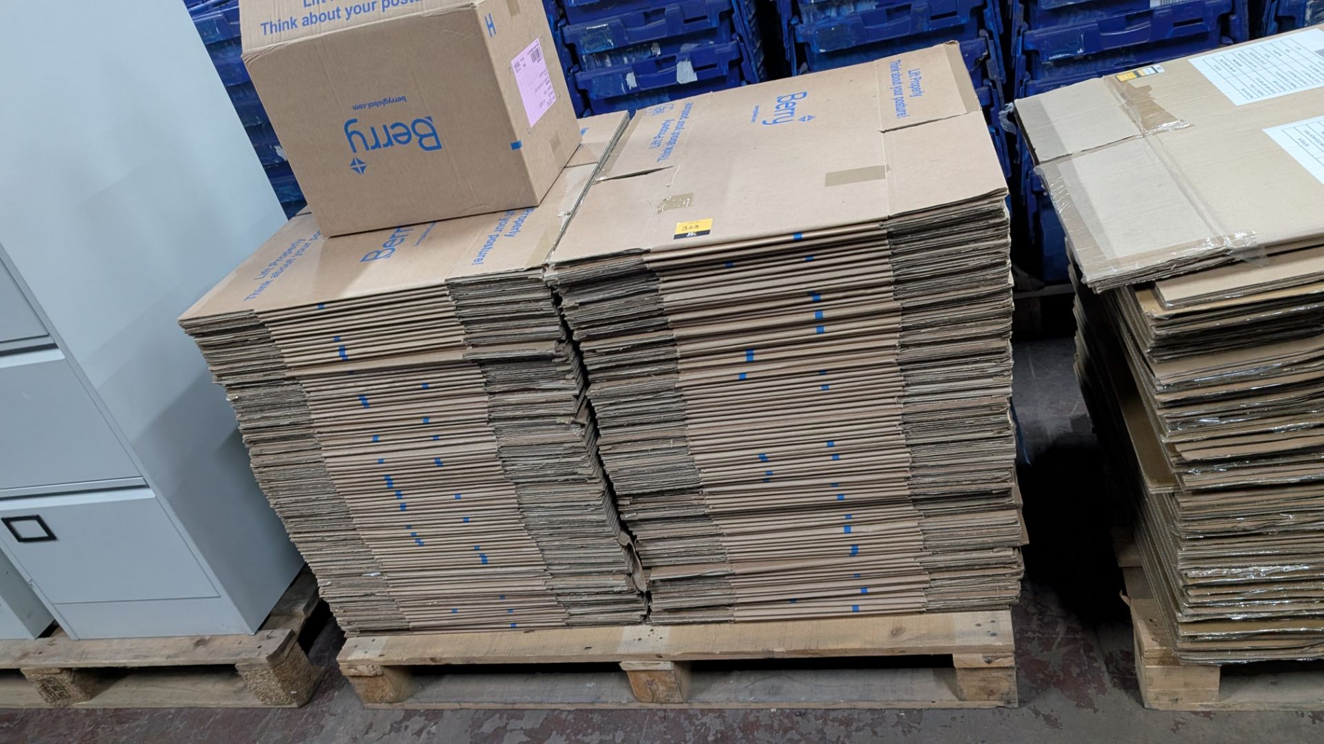 Contents of a Pallet of Cardboard Boxes each measuring 400mm x 290mm x 300mm - Image 5 of 10