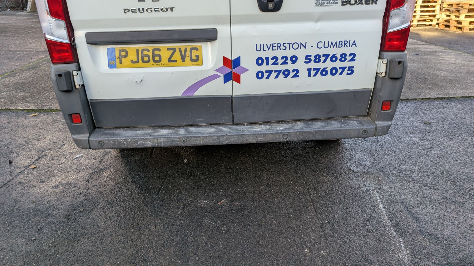 PJ66 ZVG, Peugeot Boxer 335 Pro L3H2 Blue HDI Panel Van, 6-Speed Manual Gearbox, 1997cc Diesel Engin - Image 11 of 41