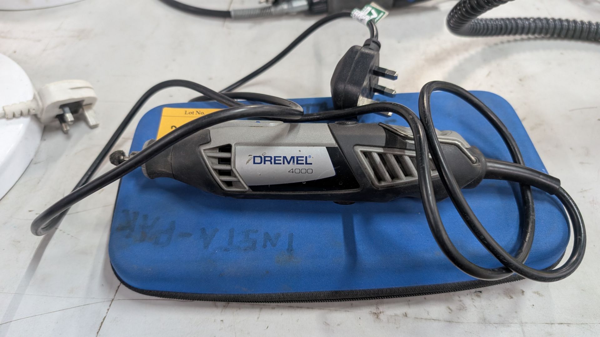 1 off Dremel 4000 Multi Tool in soft case - Image 4 of 13