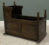 18TH CENTURY WELSH OAK CRADLE, 83 (h) x 93 (w) x 60cms (d) Provenance: private collection Conwy