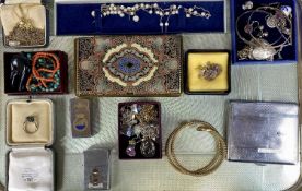 ASSORTED COSTUME JEWELLERY & ASSOCIATED ITEMS, including two vintage cigarette cases and two Zippo